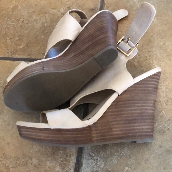 Wedges - Picture 3 of 3